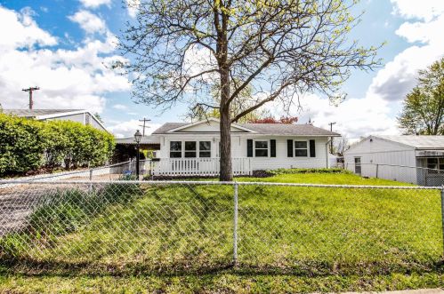 361 Hillview Dr, Johnstown, OH 43031-1117