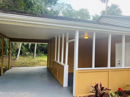 212 Plumosa Dr, Cocoa, FL 32922-6144
