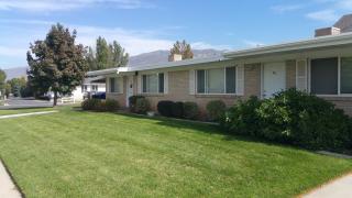 23 300, Bountiful UT  84010-6122 exterior