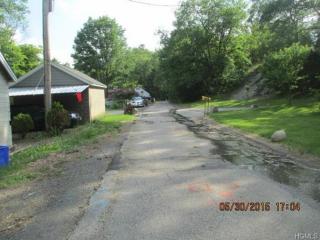 10 Whritenour Ter, Sloatsburg, NY 10974-1002