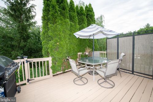 1418 Sentry Ln, Norristown, PA 19403-5148