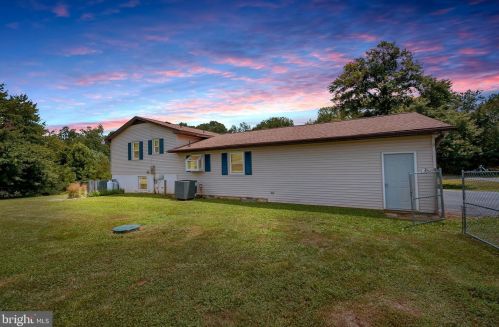 42 Williams Dr, Fredericksburg, VA 22405-3455