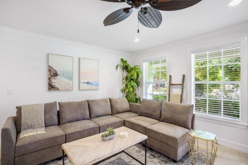 413 Philadelphia Dr, Jupiter FL  33458-4245 exterior