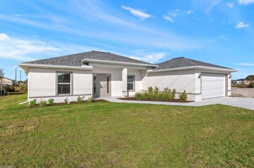 3749 16th Pl, Cape Coral, FL 33904-5062
