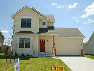 911 45th St, Ankeny, IA 50021-6734