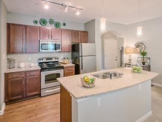 335 Stonewall Ct, Mount Pleasant SC  29464-7980 exterior