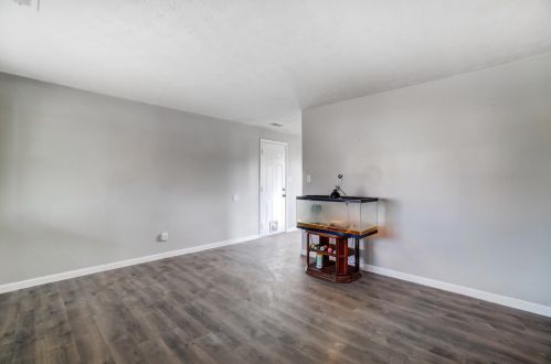 99 Ter Park Blvd, Brookville OH  45309-1630 exterior