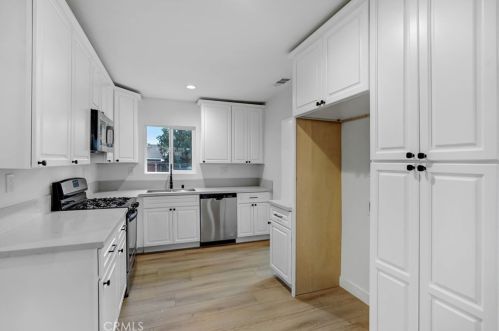 1067 Wilson St, San Bernardino, CA 92411-2039
