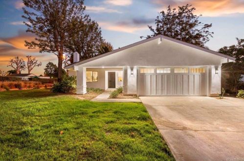 2079 Park Dale Ln, Encinitas CA  92024-4325 exterior