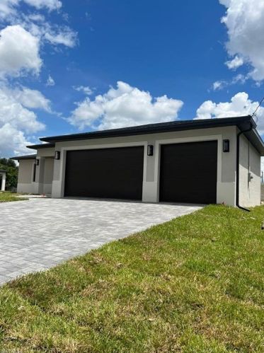 235 25th Ave, Cape Coral, FL 33993-4357