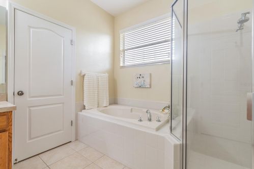 18750 Narimore Dr, Land O Lakes FL  34638-2617 exterior