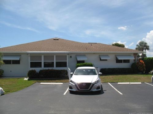 720 High Point Blvd, Fort Pierce, FL 34982-6883