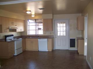 6827 Palo Verde Ave, Peoria, AZ 85345-7271