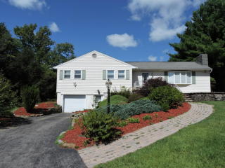 546 Vista Ln, Sciota, PA 18354-7722