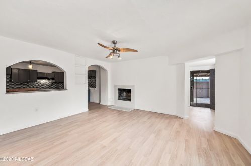 302 Oregon St, Tucson AZ  85706-3250 exterior