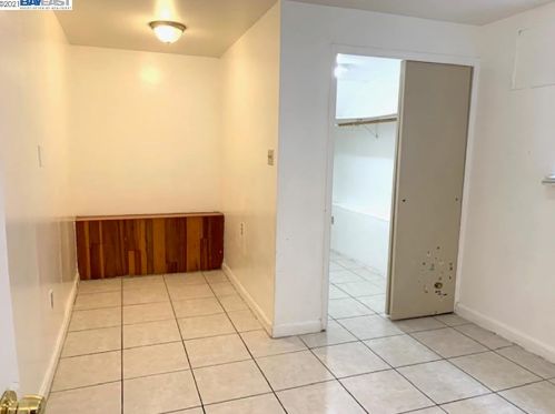 1703 Brg Ave, Oakland CA  94601-3672 exterior