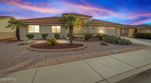 8235 Nopal Ave, Mesa, AZ 85209-6721