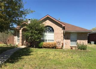 1411 Di Orio Dr, Lewisville TX  75067-4254 exterior