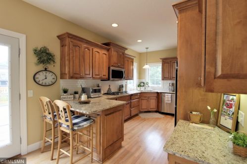 2357 Clover Ln, Red Wing MN  55066-4102 exterior