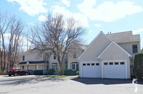 65 Castlegate Dr, Springfield MA  01129-1298 exterior