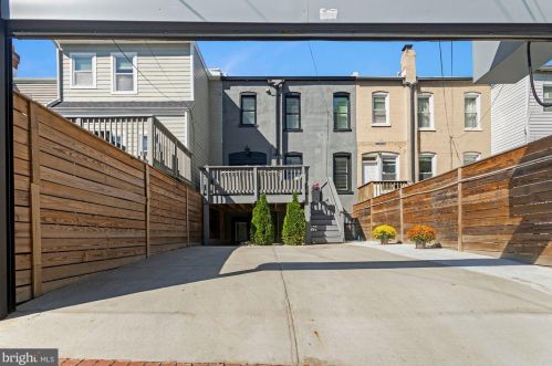 438 Kenyon St, Washington DC 20010-2915 exterior