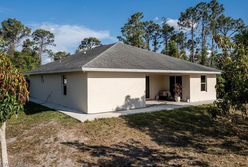 52 Hazel Ave, Lehigh Acres, FL 33976-2555