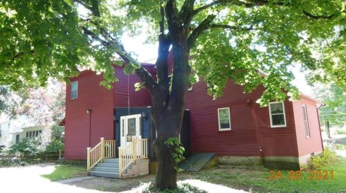 37 Town St, Norwich CT  06360-2323 exterior