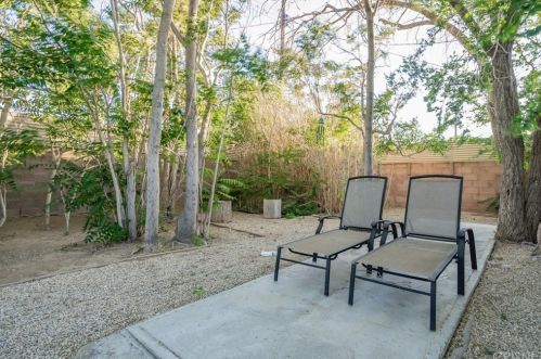 2018 Lingard St, Lancaster CA 93536-1405 exterior