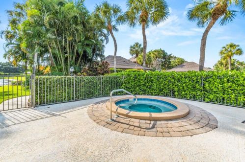 13329 Polo Club Rd, West Palm Beach FL  33414-7201 exterior