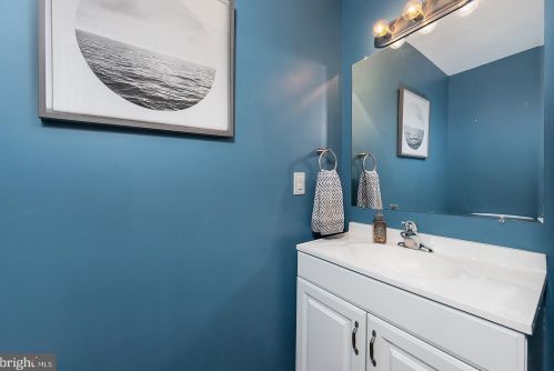 317 Guest Ave, Swedesboro NJ  08085-1011 exterior