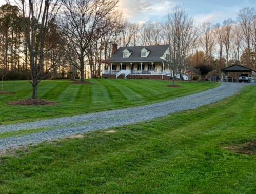 44061 Snuggs Rd, Porter NC  28128-7439 exterior