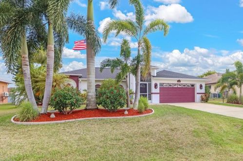614 26th Ter, Cape Coral, FL 33904-2815