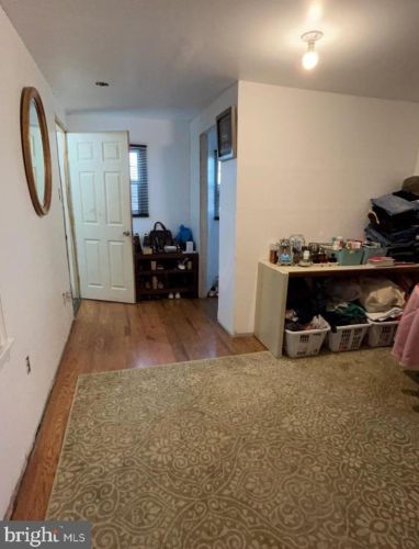 1216 Derry St, Harrisburg PA 17111-1141 exterior