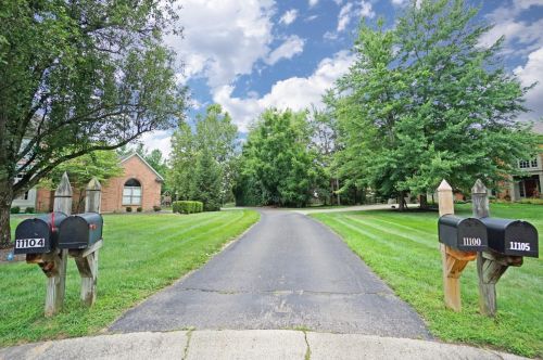 11102 Brookbridge Dr, Cincinnati, OH 45249-2261