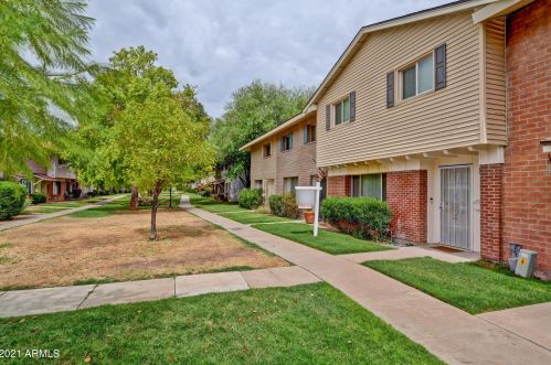 4537 17 Ave, Phoenix AZ 85086-6309 exterior