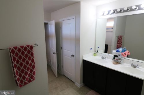 475 Sunshine Blvd, Frederica DE  19946 exterior