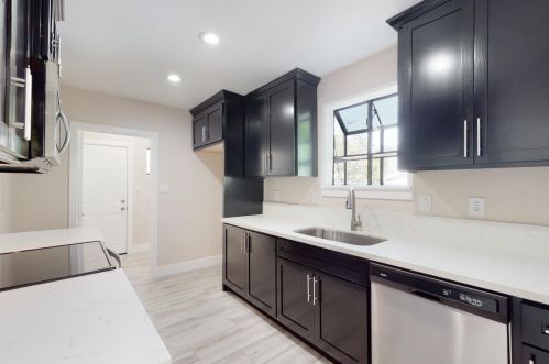 16 Midway Dr, Oroville CA  95966-3656 exterior