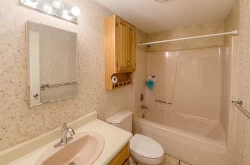 14 Linwood Rd, Natick MA 01760-3707 exterior