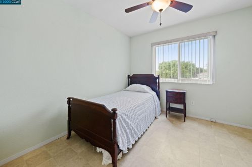 932 Anderson Cir, Woodland CA  95776-5100 exterior