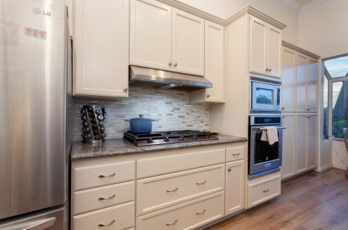 9416 Chabola Rd, San Diego CA 92129-4904 exterior