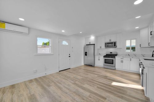 28 5 St, National City CA  91950-2357 exterior