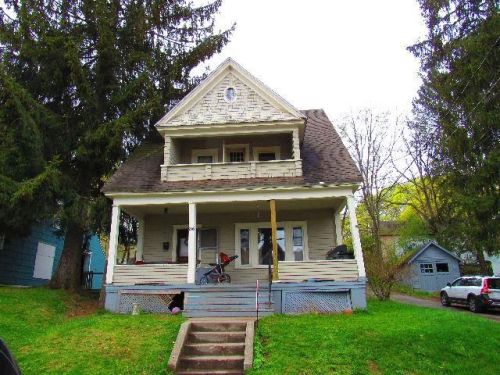 216 Hazzard St, Jamestown, NY 14701-8104