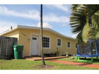 4030 110th Ave, Miami, FL 33165-4769