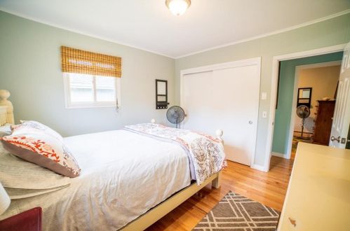 46 King Philip Rd, South Kingstown RI  02882-1102 exterior