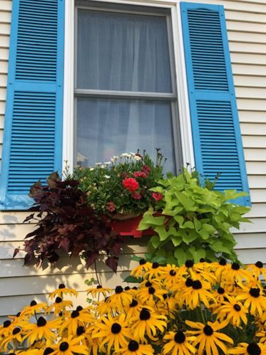 32 Pne St, Dover NH  03820-4202 exterior