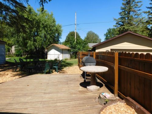 8002 Grn Tree Rd, Milwaukee WI 53223-4926 exterior