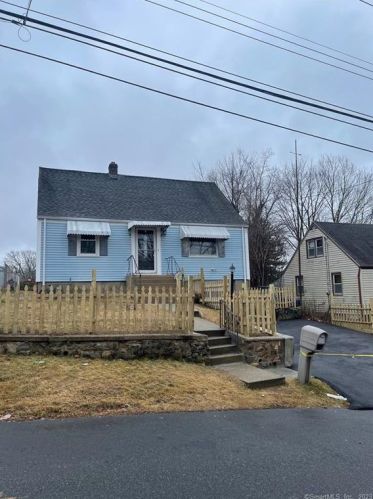 65 Douglas St, Bridgeport CT  06606-2902 exterior