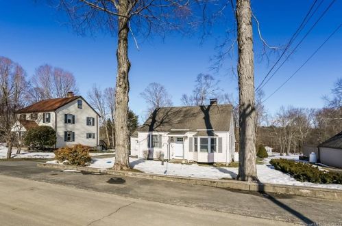 17 Mcneil Rd, Bethel, CT 06801-1129