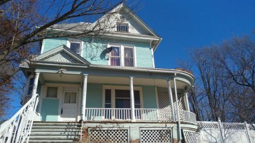 501 Center Ave, Cliffland, IA 52501-2726