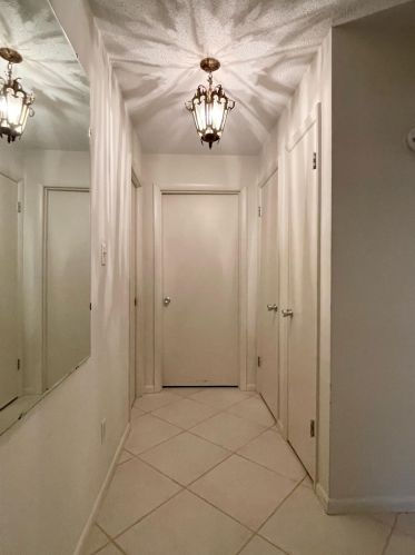 602 Beach Ave, Fort Pierce FL  34952-1327 exterior